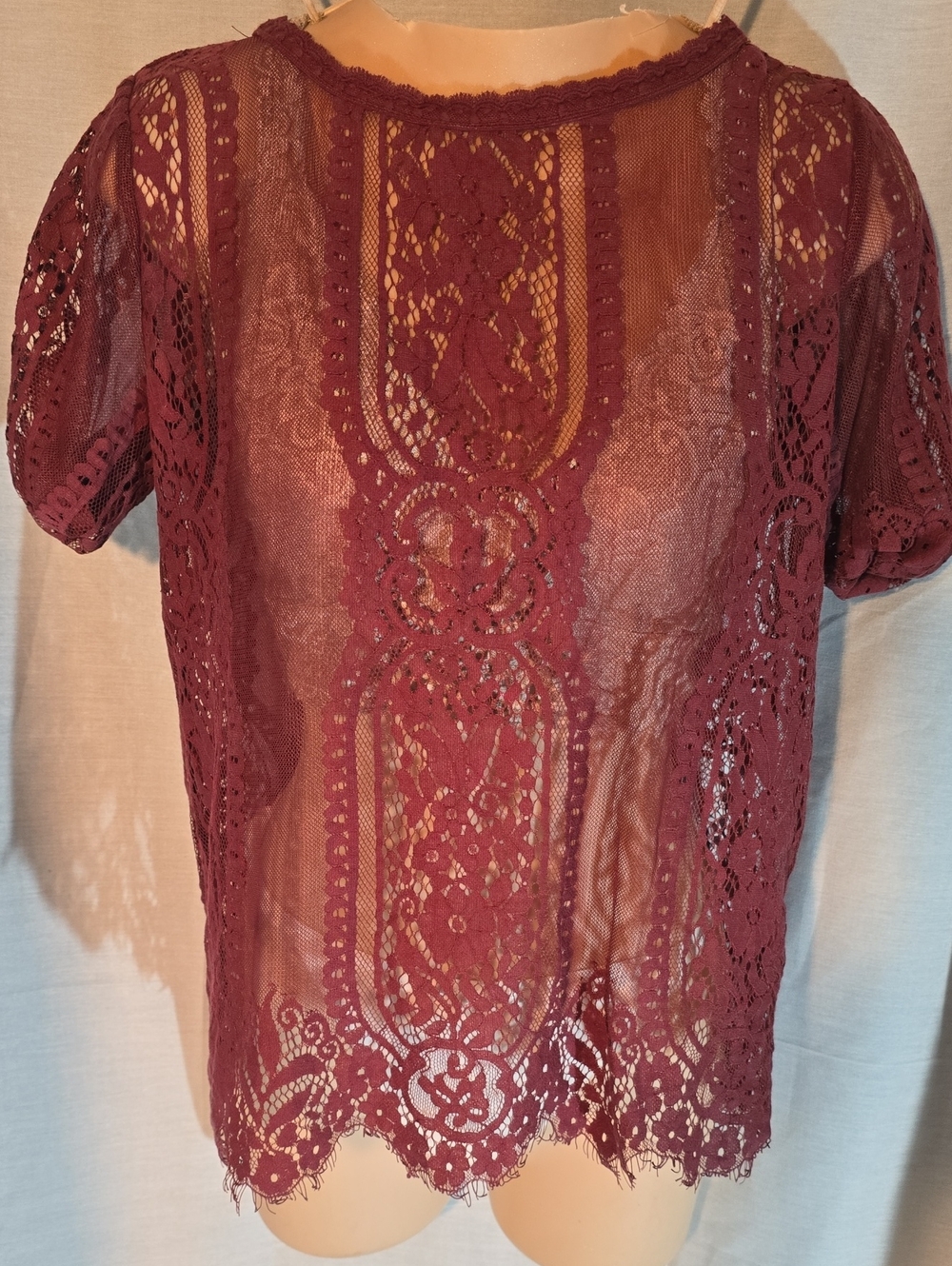 JOLT Burgandy Sheer Mesh And Floral Lace Top Size Small